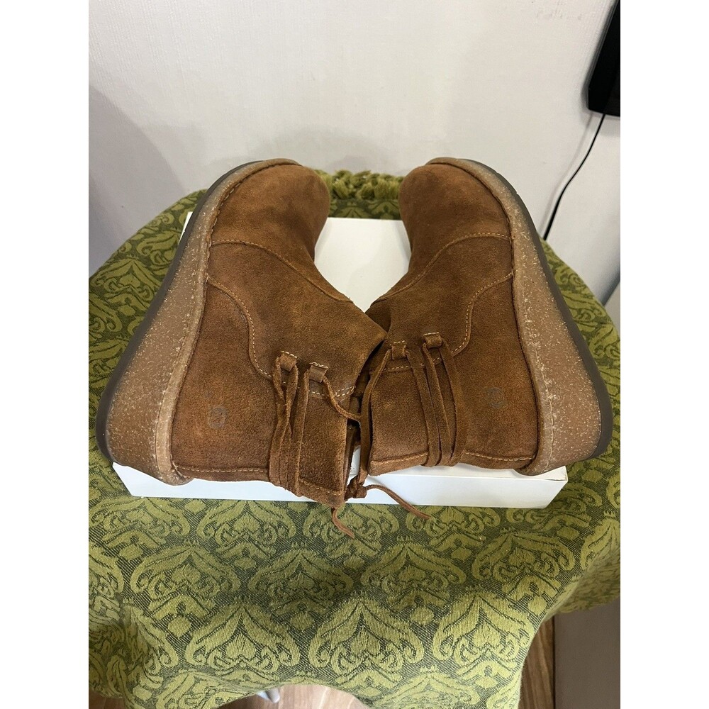 Born Viana Womens Brown Suede Wedge Ankle Zip Comfort Boots Size 9 - Picture 2 of 9